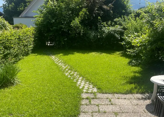 Apartament Biri *